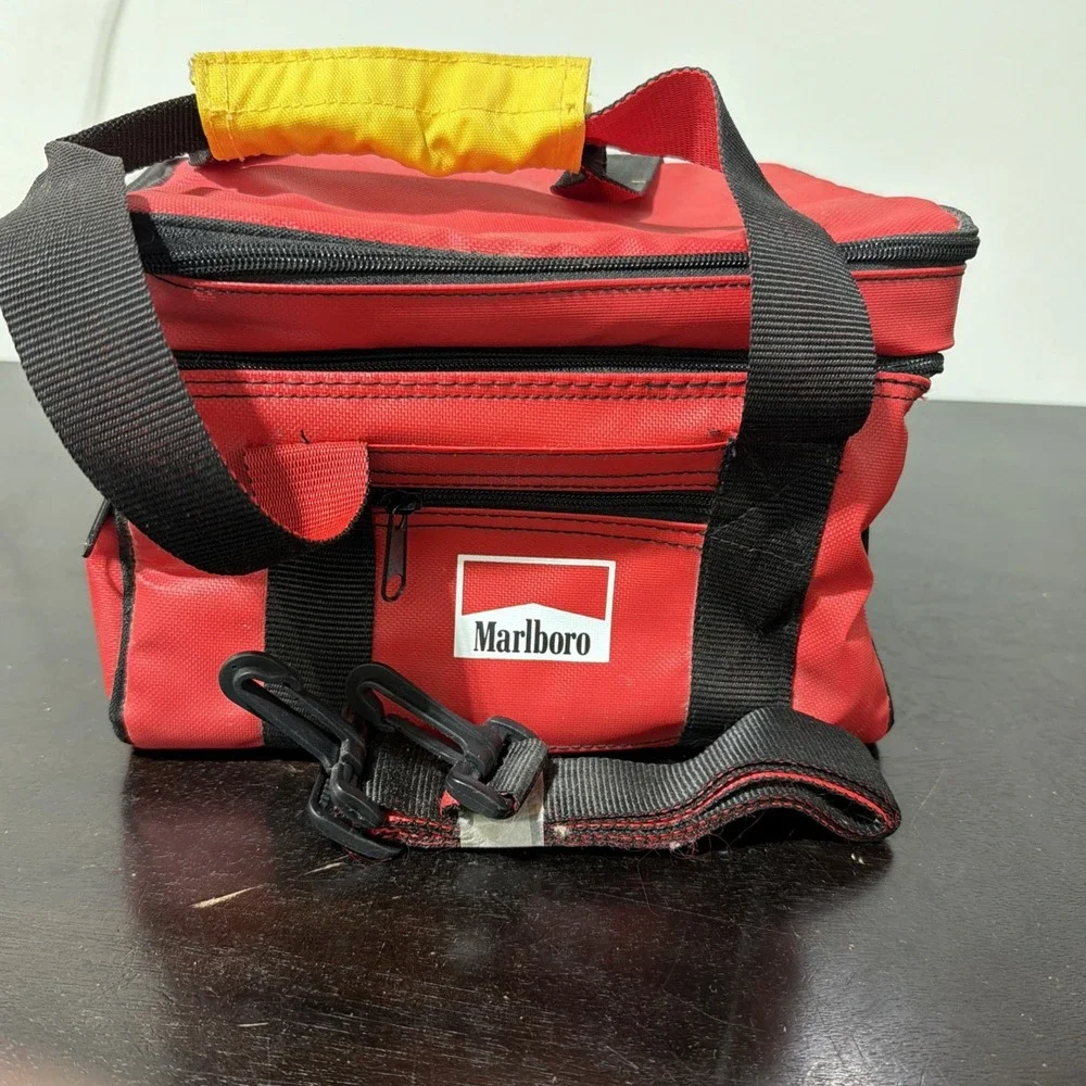 Vintage 1990s Marlboro Red Soft Sided Insulated Travel Cooler Lunch Bag